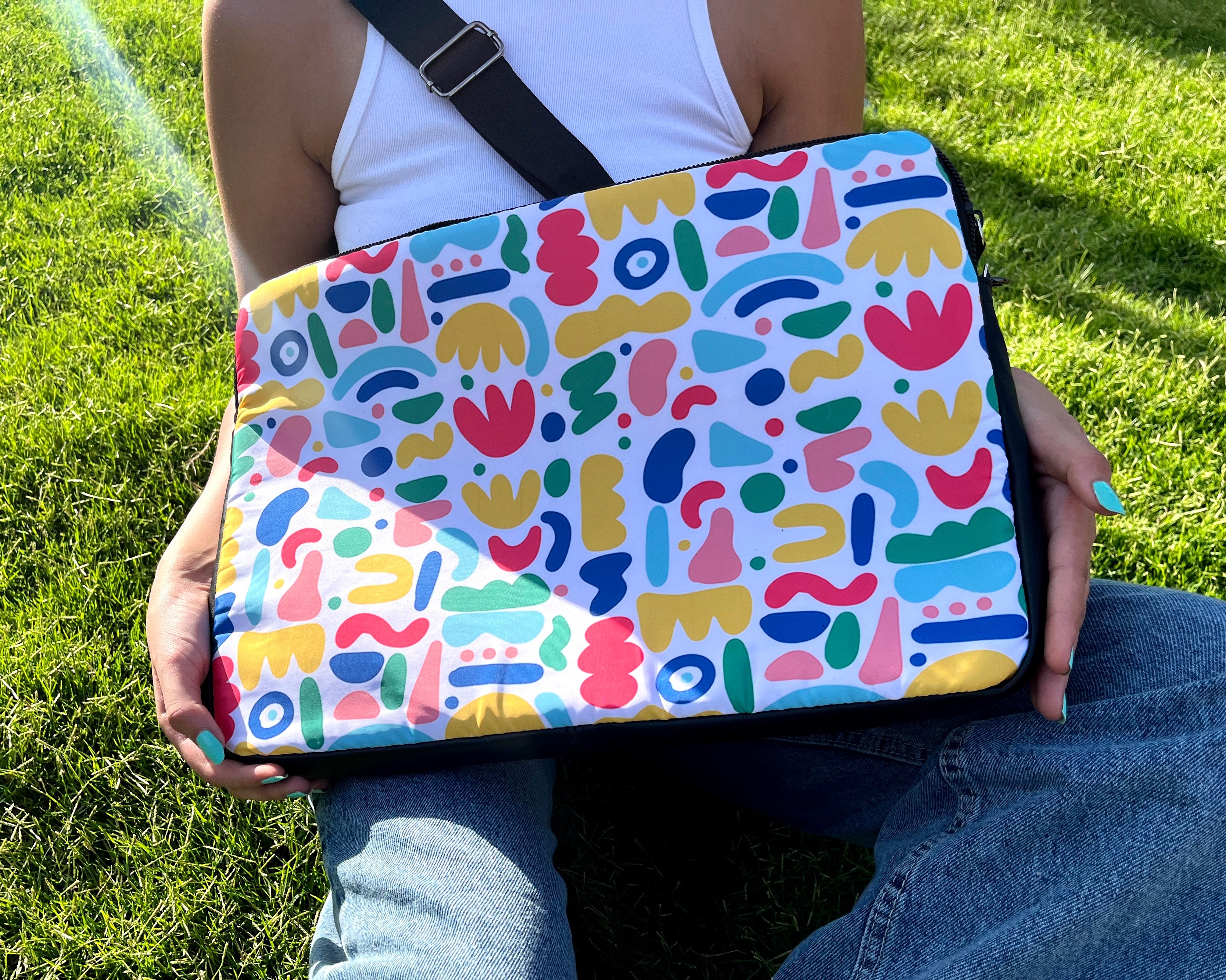 Colours Bomb Laptop Sleeve