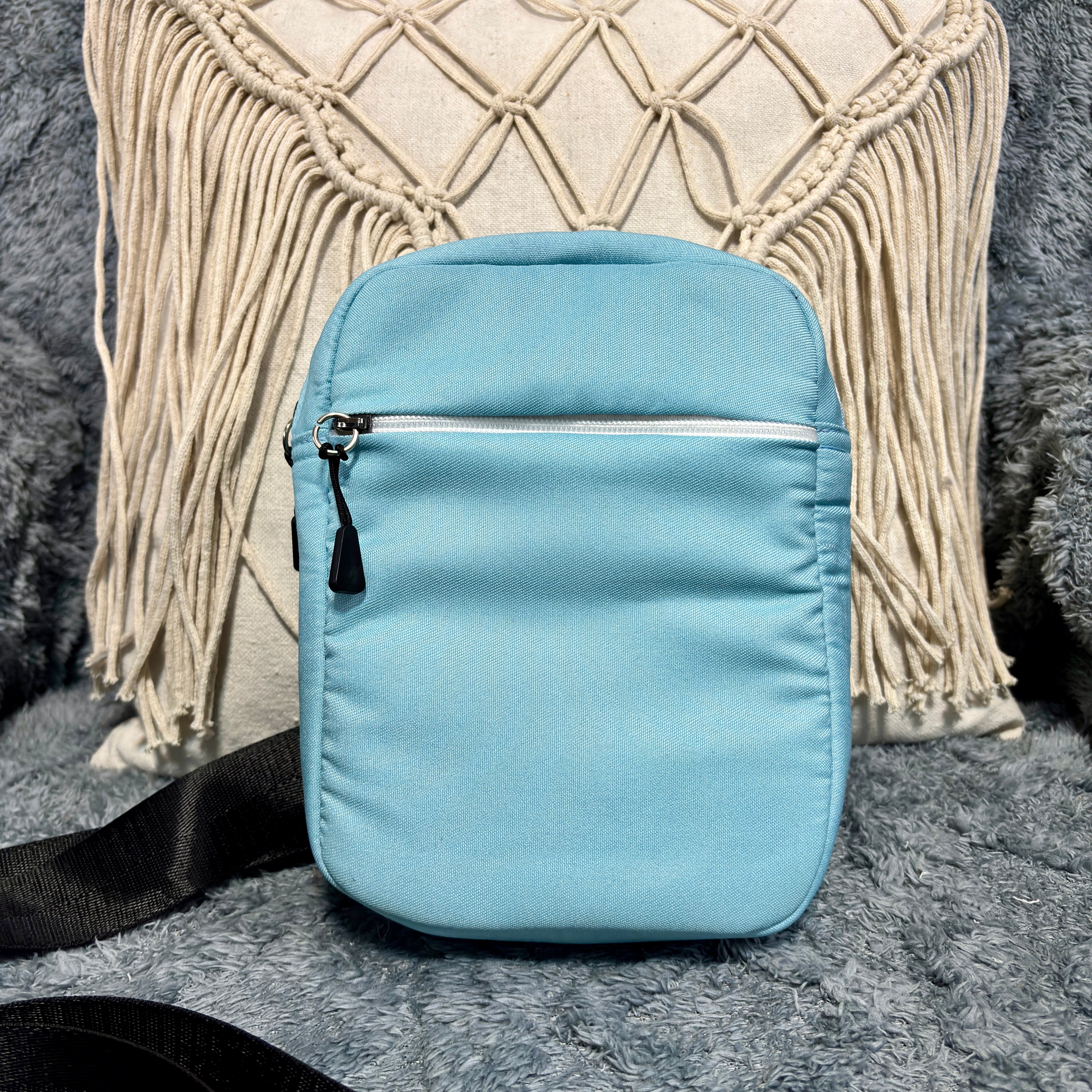 Formal Bastet Crossbag