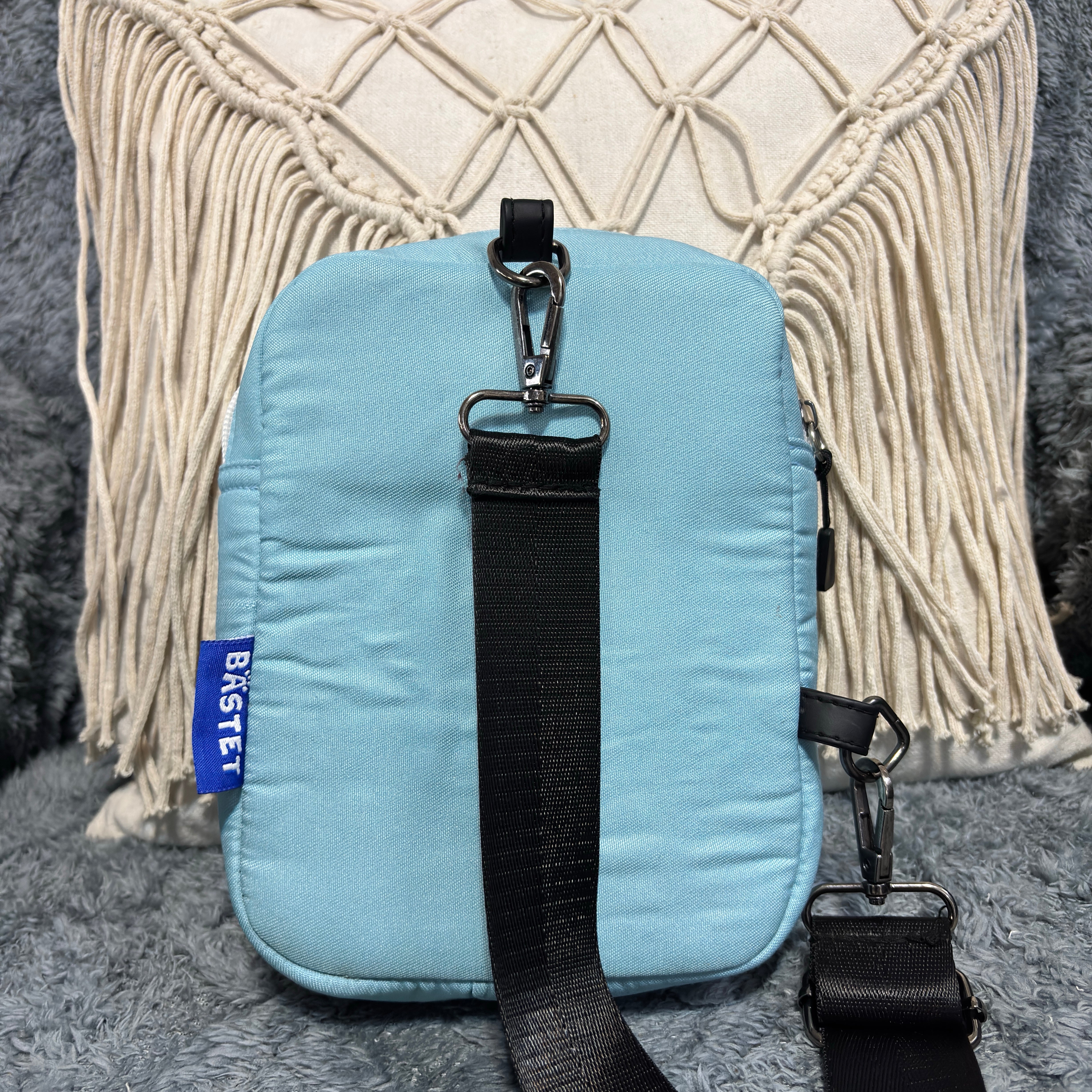 Formal Bastet Crossbag