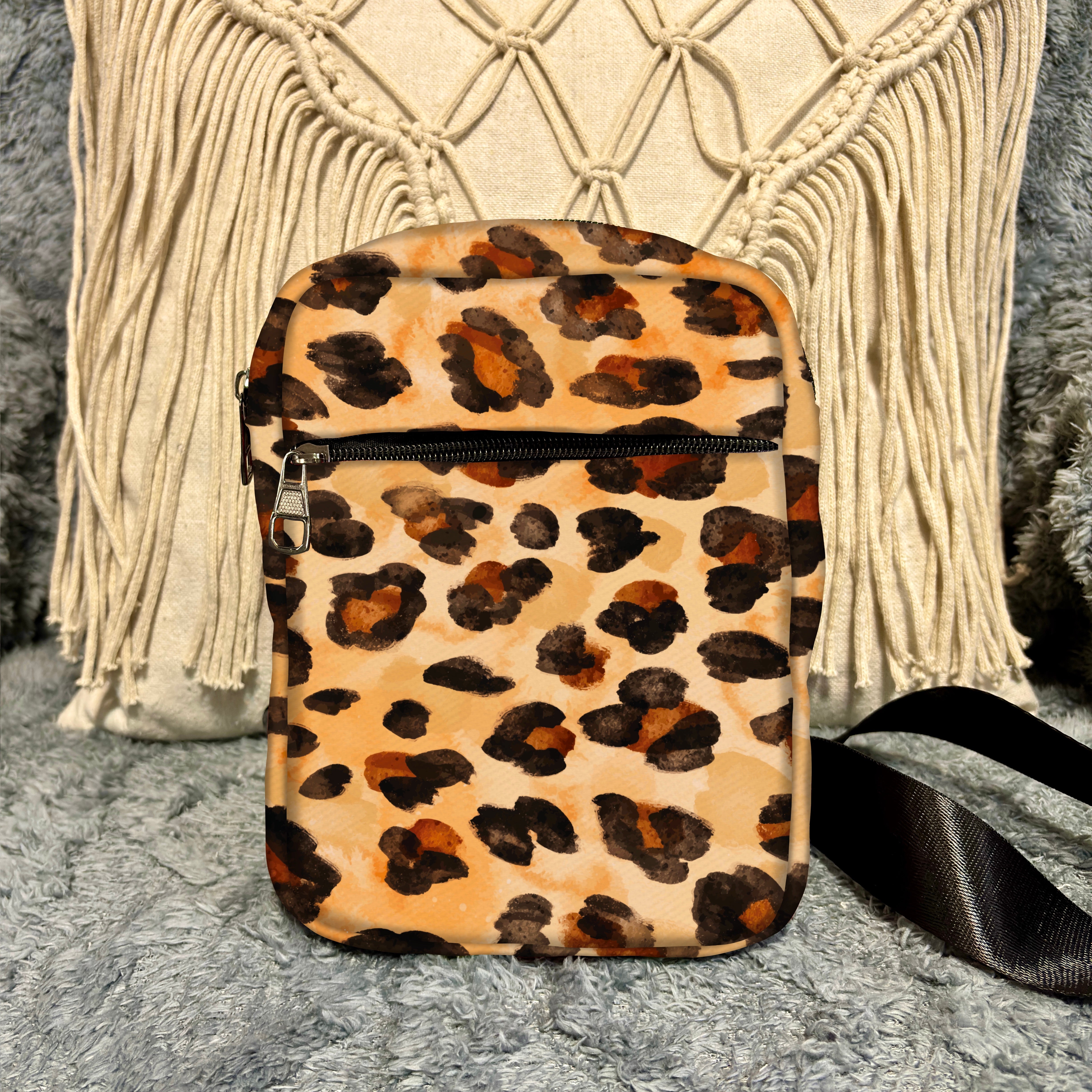 Leopard Crossbag