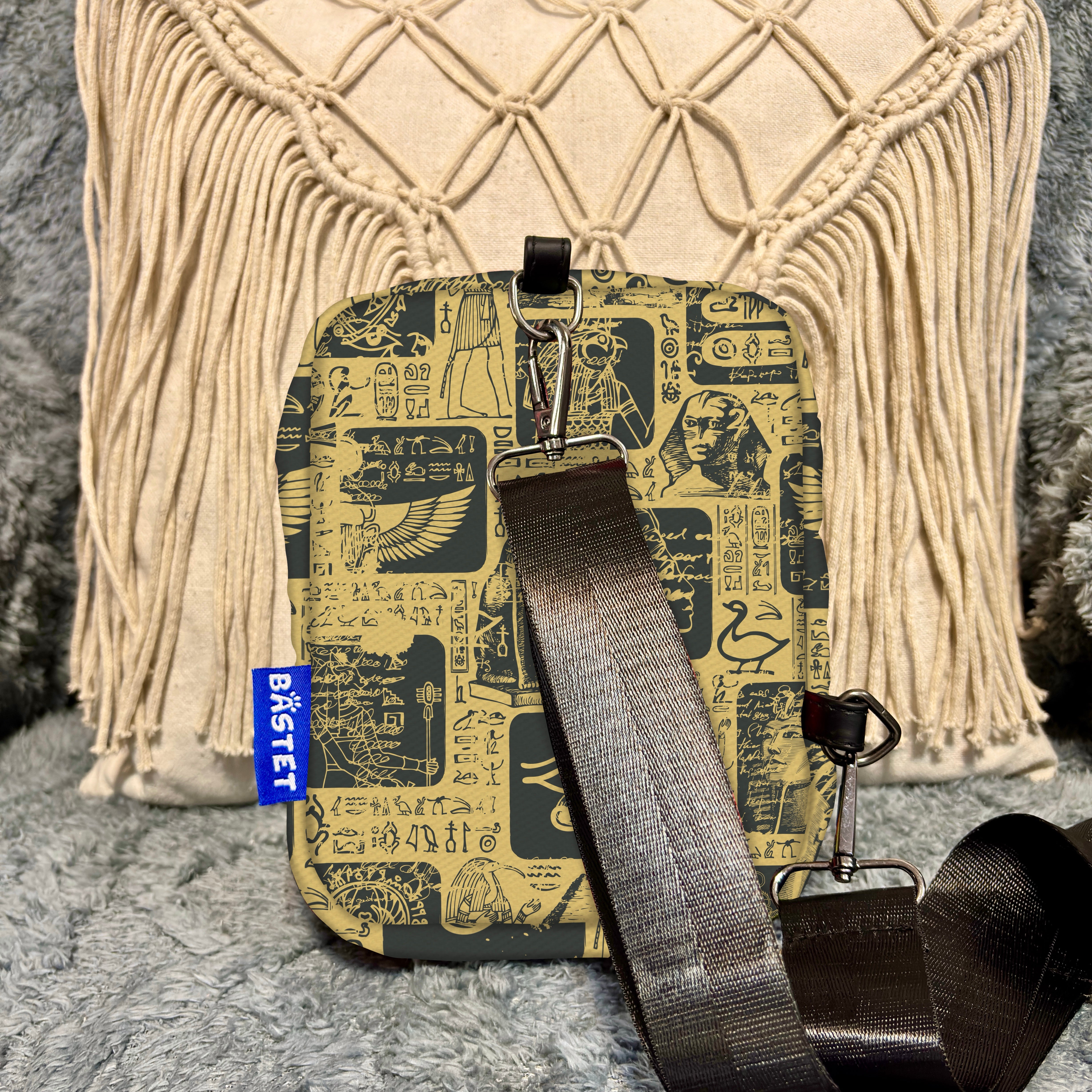 Papyrus Codes Crossbag