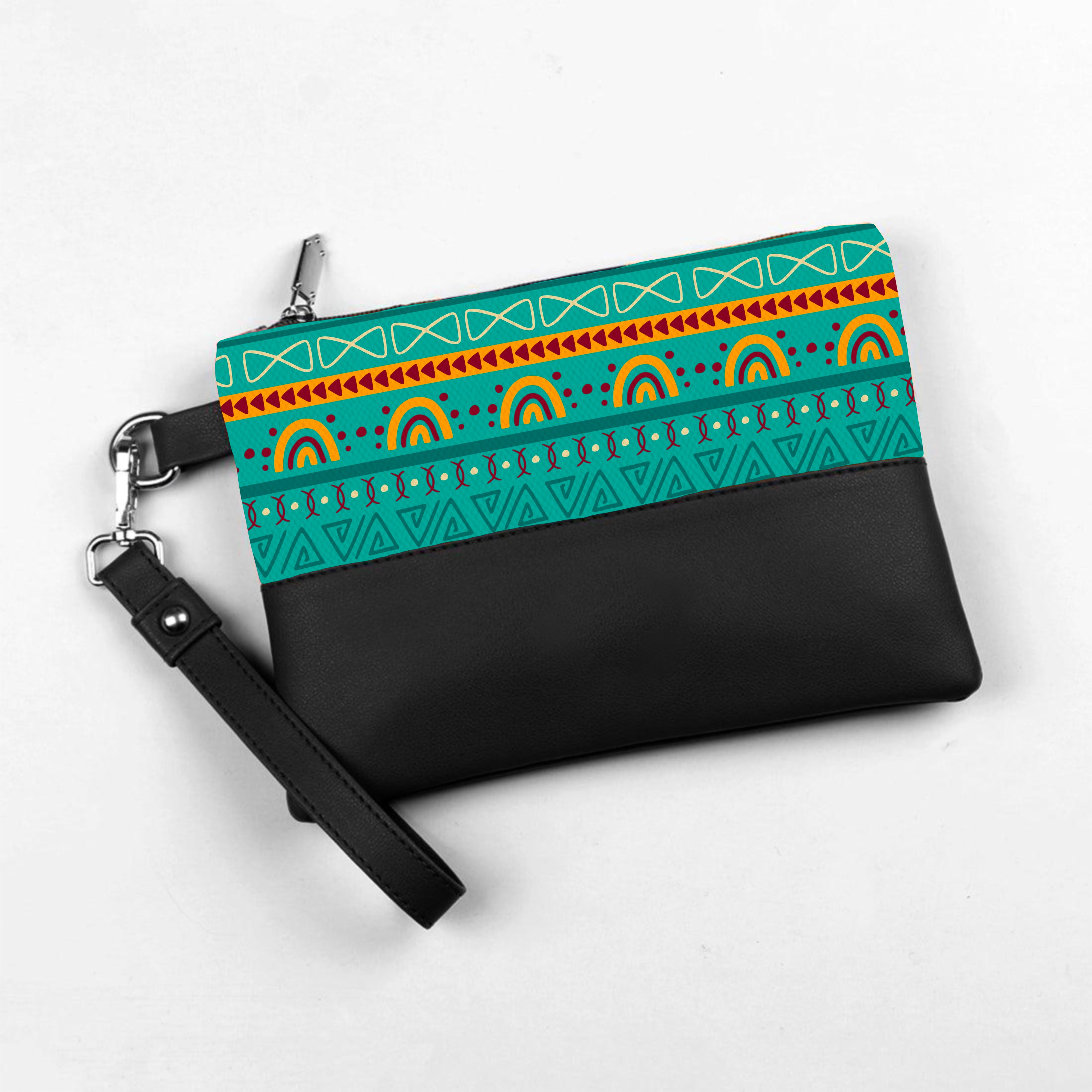 Boho Beats Clutch