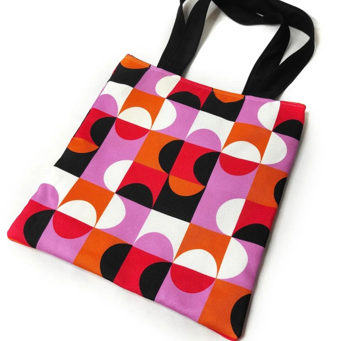 Circles maze Tote bag