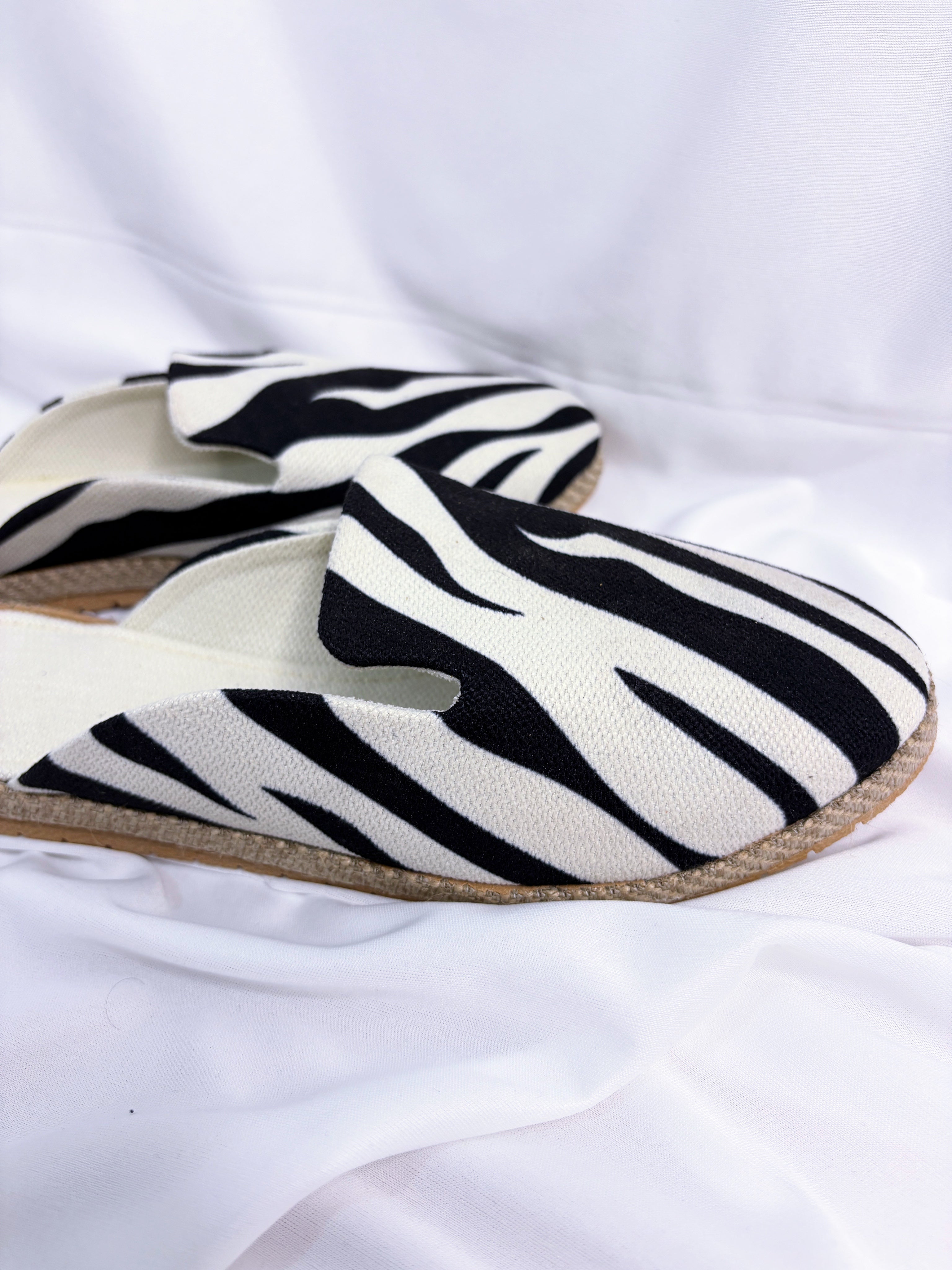 MonoStripes Mules